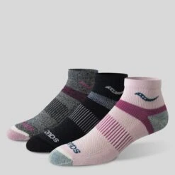 Saucony Inferno Merino Wool Blend Quarter 3-Pack Sock -Saucony Sales S351005 680 WomensAnkle3pk group