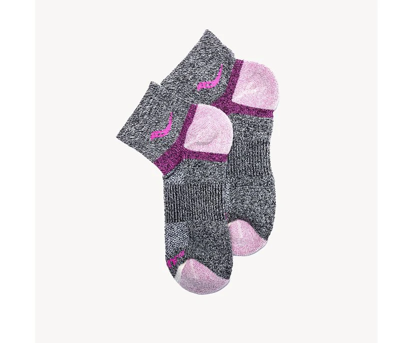 Saucony Inferno Merino Wool Blend Quarter 3-Pack Sock 5 Saucony Inferno Merino Wool Blend Quarter 3-Pack Sock - Image 3
