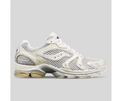 Saucony X Highsnobiety ProGrid Triumph 4 -Saucony Sales S70821 1 1