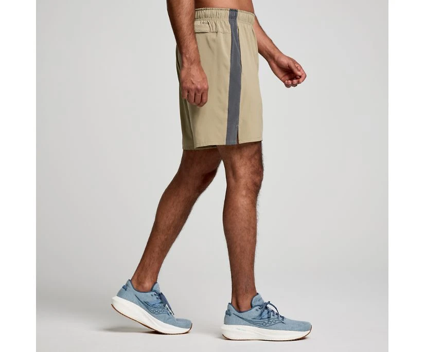 Saucony Men's Outpace 7" Short 6 Saucony Men's Outpace 7" Short - Image 4