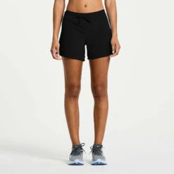 Saucony Women's Outpace 5" Short