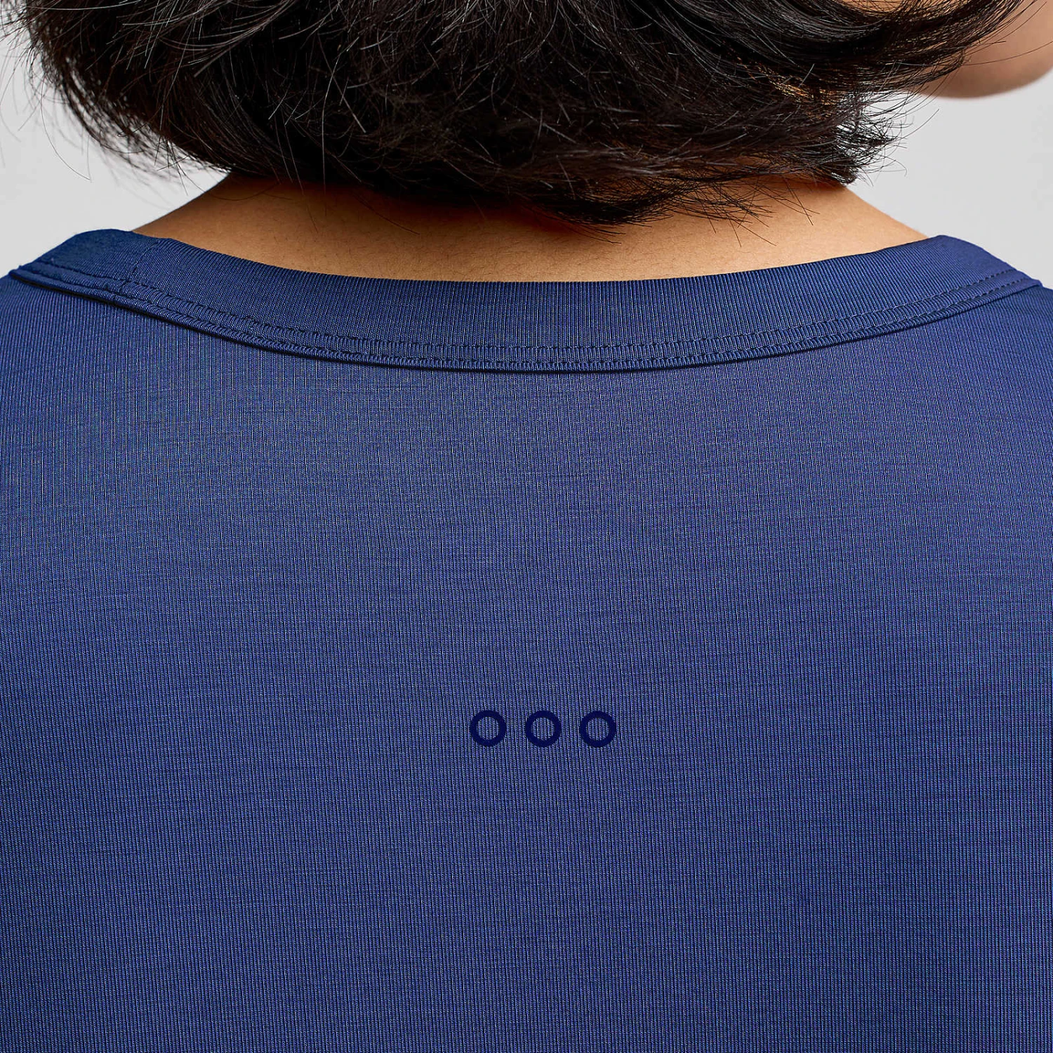 Saucony Women's Triumph Short Sleeve 6 Saucony Women's Triumph Short Sleeve - Image 4